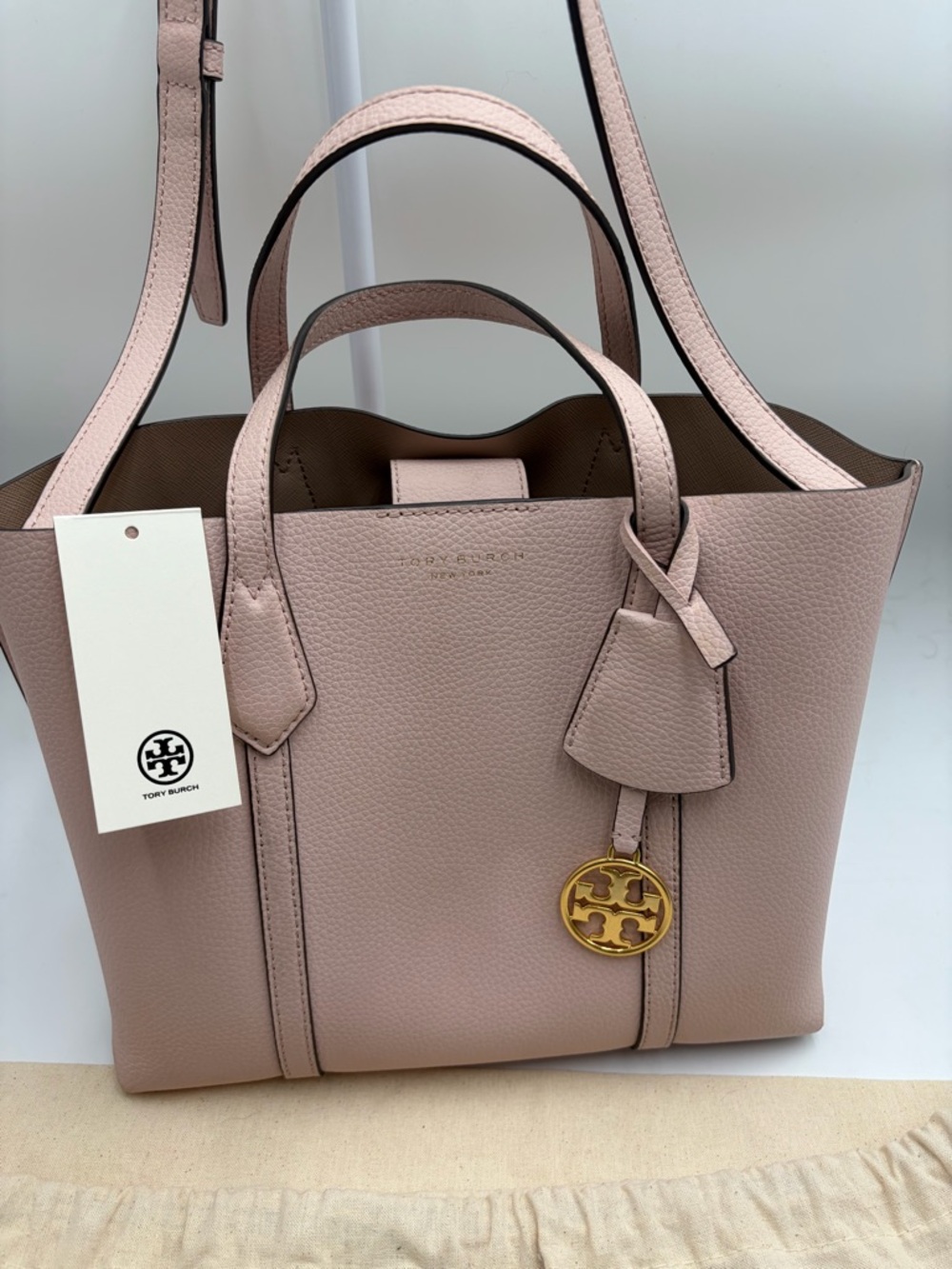 Tory Burch NWT Taupe Leather Crossbody Tote with Strap